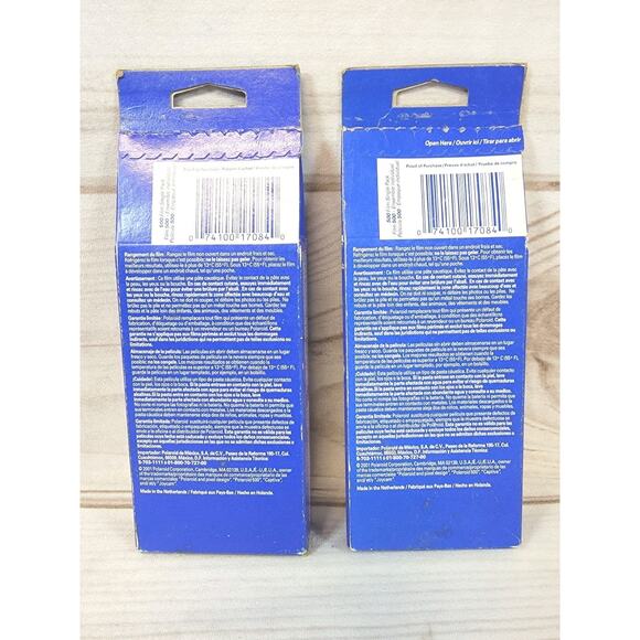 2 - Polaroid 500 Color instant film 10 exposures 4.4 x 2.5 In Box Exp 04/03 - Picture 2 of 7